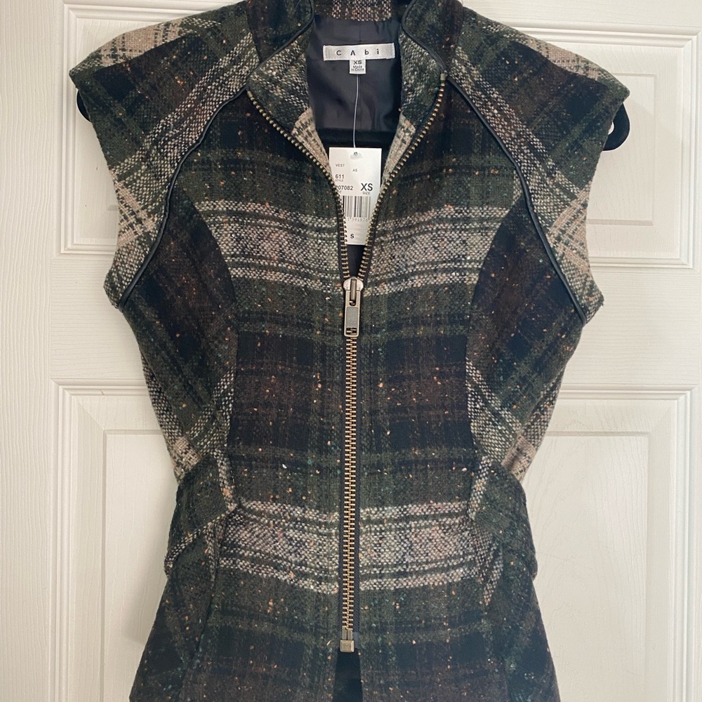 CAbi wool vest